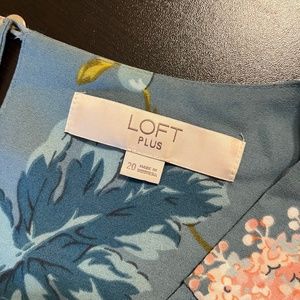 LOFT long sleeve floral blouse